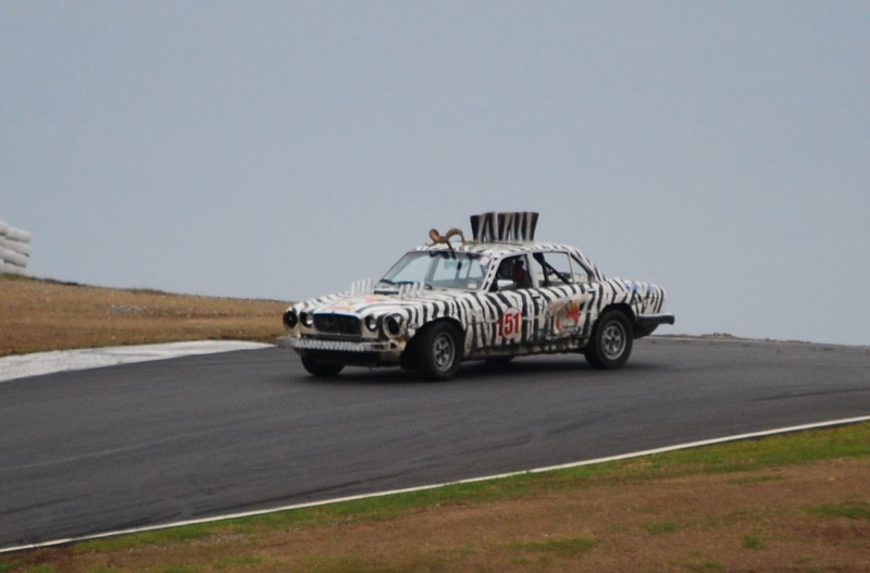 Illustration for article titled 24 Hours Of LeMons Arse Freeze-A-Palooza Über Gallery: British Steel